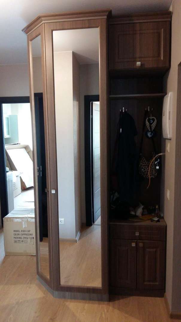 Прихожая