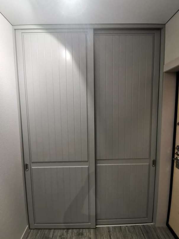 Двери купе с МДФ
